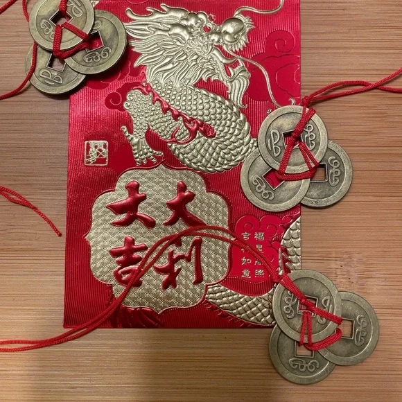 Chinese New Year Red Lucky Money Envelope 3 Feng Shui Coin Set - Picture 2 of 9